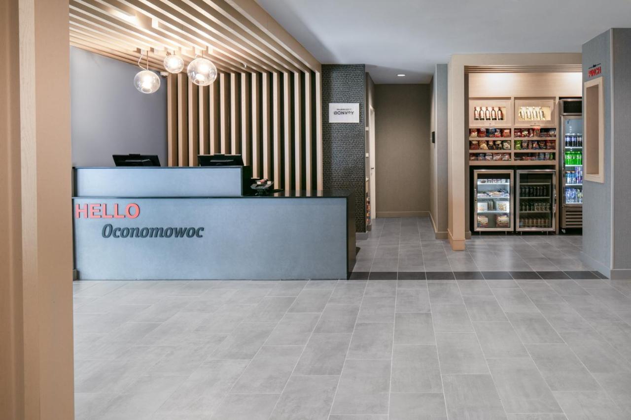 Towneplace Suites By Marriott Oconomowoc Kültér fotó